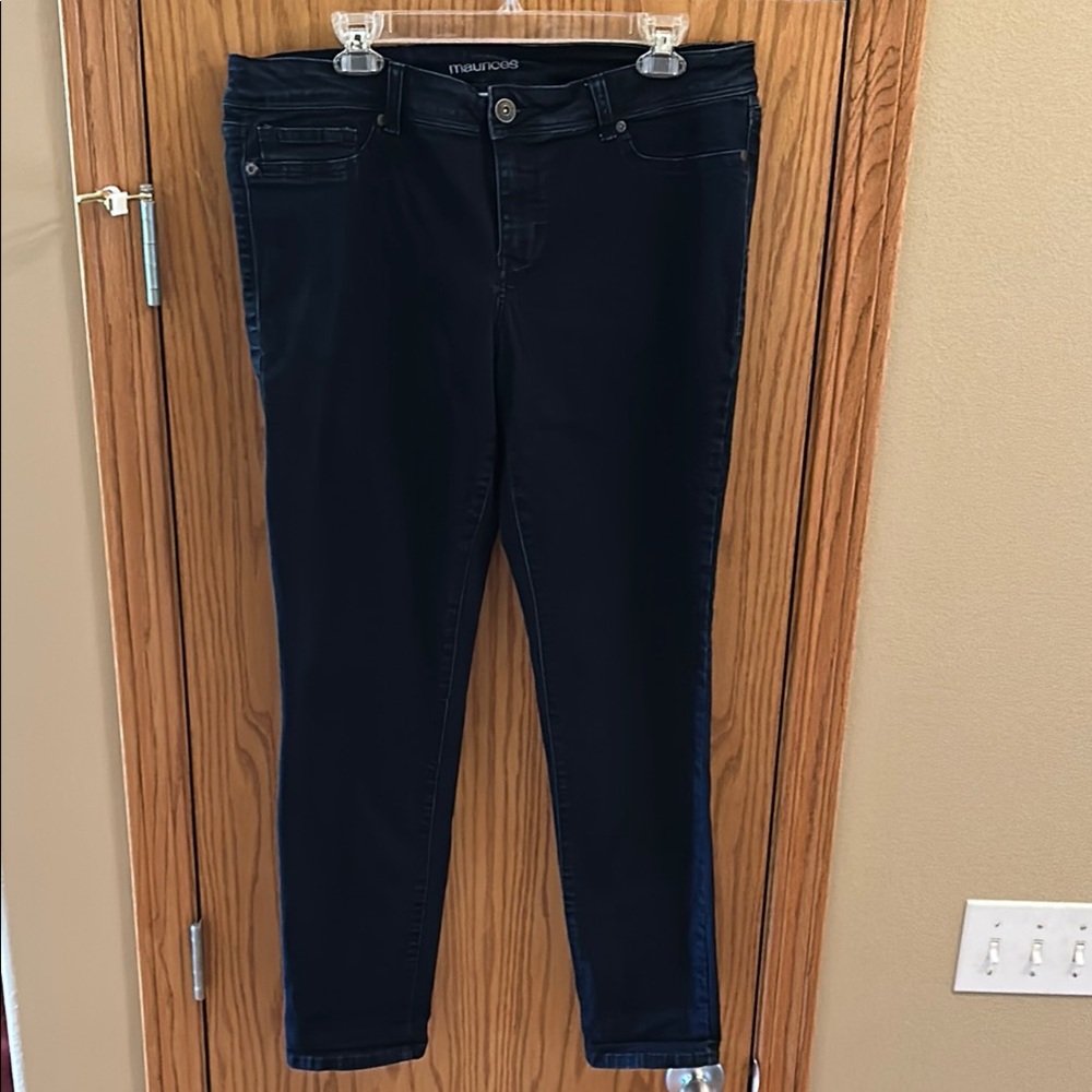 Maurices Dark Blue Skinny Jeans in Size XL